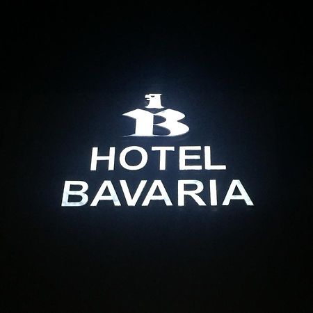 Hotel Bavaria Pristina Kültér fotó